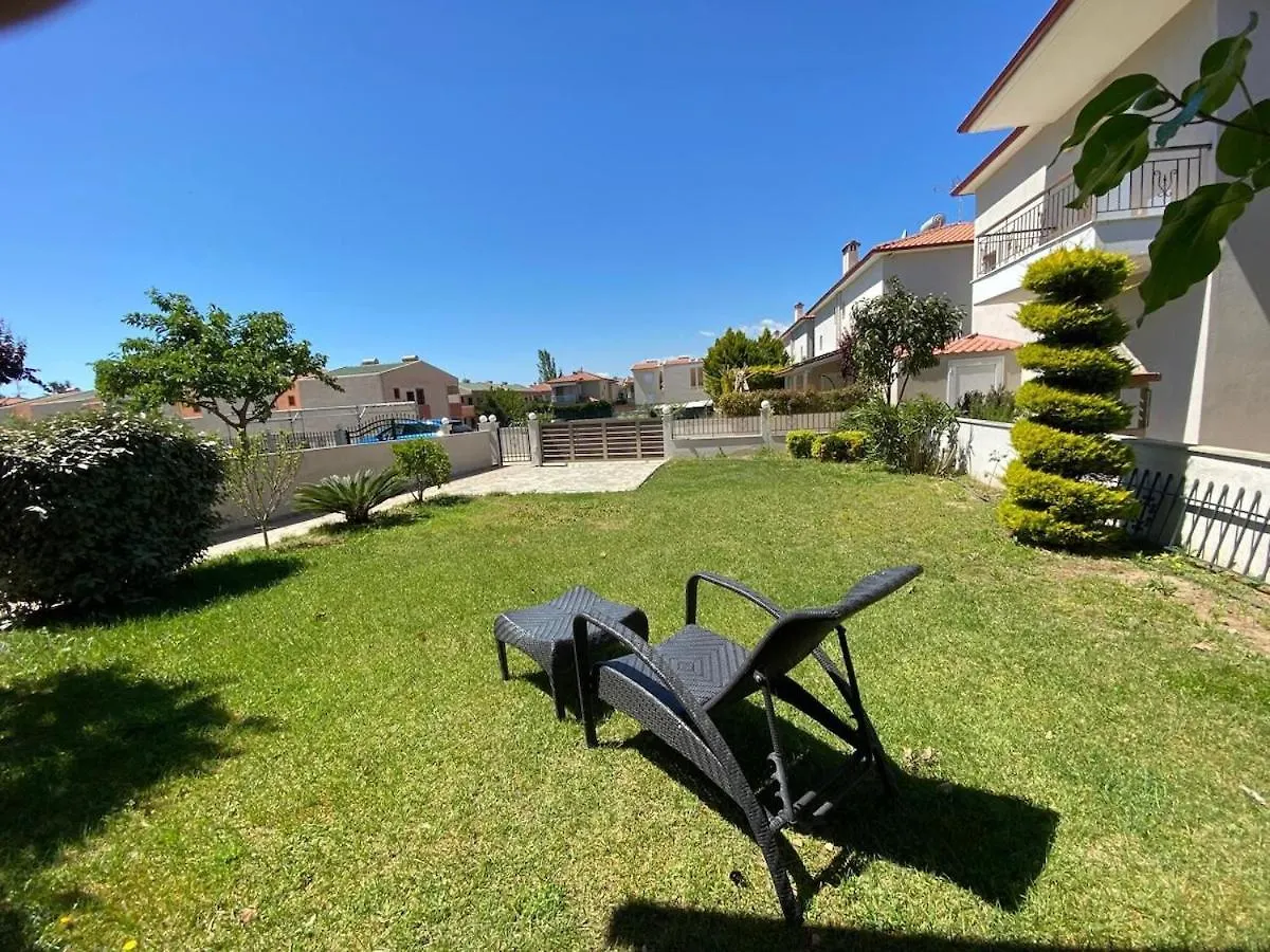 בית נופש ניקיטי Villa Elephantik יוון